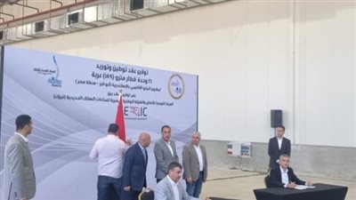 رئيس الوزراء يشهد توقيع اتفاقية توطين وتوريد 21 وحدة قطار لمترو أبو قير