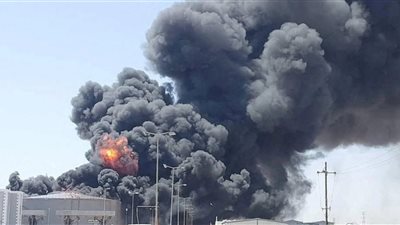 السيطرة على حرائق المستودعات النفطية في بورتسودان