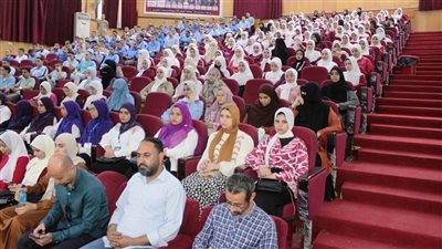 جامعة أسيوط تنظم ندوة عن دور الشباب في الحفاظ على الأمن القومي (صور)