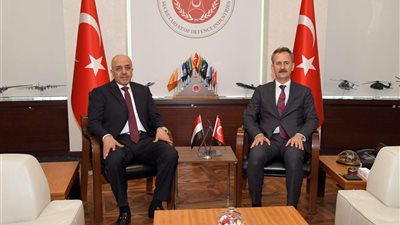 رئيس الأركان يعود إلى أرض الوطن بعد انتهاء زيارته الرسمية لتركيا