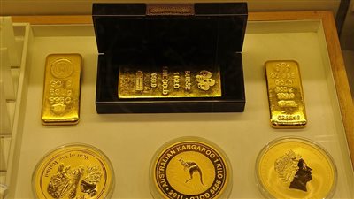 أخبار الاقتصاد اليوم: قفزة تاريخية في تحويلات المصريين بالخارج.. ارتفاع سعر جرام الذهب، آخر موعد لسداد فاتورة التليفون الأرضي.. تسليم 6 رخص ذهبية جديدة