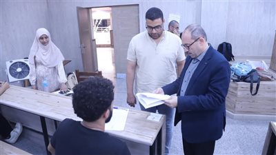 جولات تفقدية لمتابعة انتظام الامتحانات بجامعة جنوب الوادي