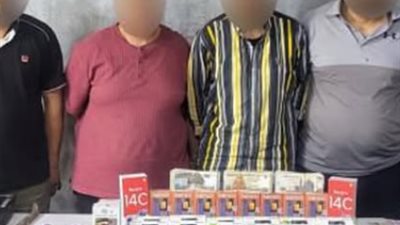 ضبط 3 أشخاص لسرقتهم هواتف وخزينة فرع إحدى الشركات بأبو النمرس 