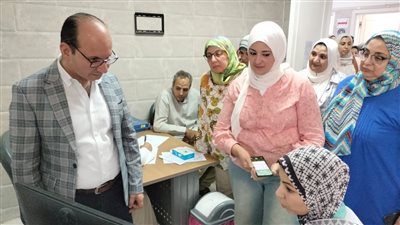 وكيل صحة القاهرة في زيارة مفاجئة لمركز الـ 100 متر بالشروق وزهرة العاصمة ببدر