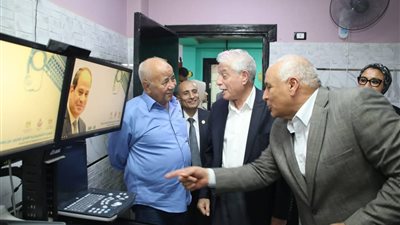 مستشار السيسي يشيد بمركز حسن حلمي لتأهيل ذوي الاحتياجات الخاصة بالوادي الجديد 
