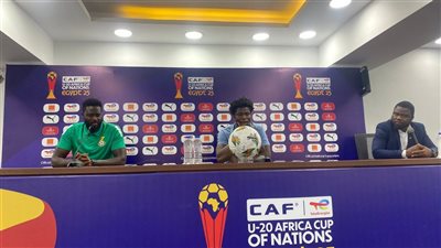 لاعب منتخب غانا يتوقع مباراة صعبة أمام مصر