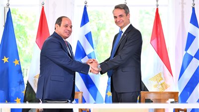 10 معلومات ترصد مستجدات تنفيذ مشروع الربط الكهربائي بين مصر واليونان 