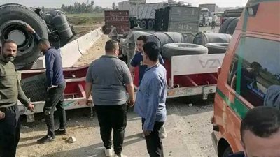 مصرع وإصابة 4 أشخاص في حادث تصادم بالشرقية (صور)