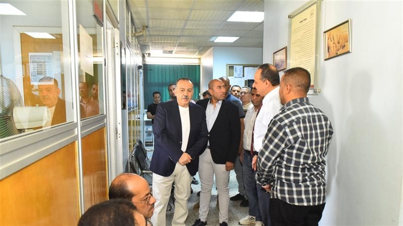 محافظ أسيوط يتفقد