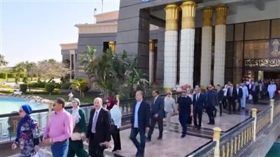 الداخلية تنظم زيارة لأسر طلبة كلية الشرطة لمراكز الإصلاح والتأهيل (فيديو)