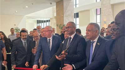 نائب وزير الإسكان يفتتح معرض وتريكس التاسع لمعالجة وتنقية المياه