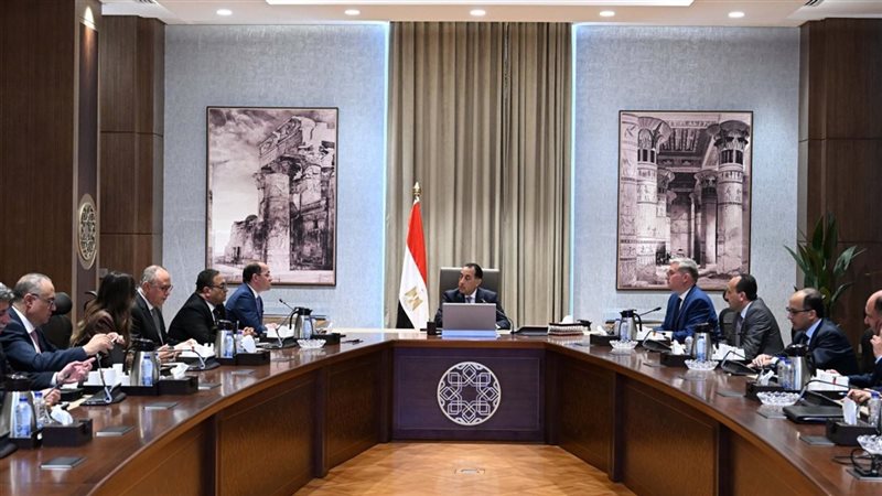 اجتماع برئاسة الدكتور