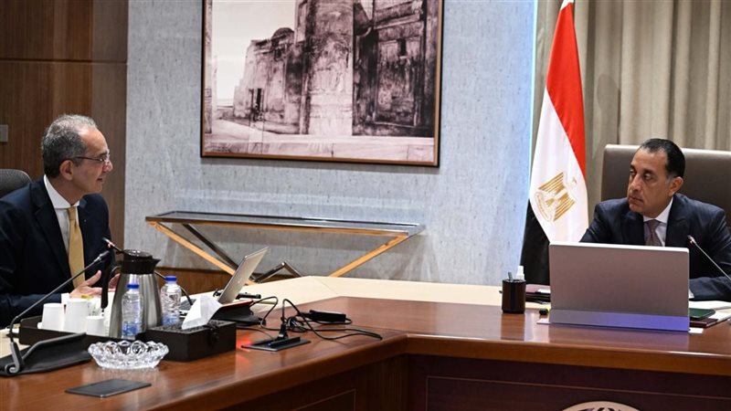 رئيس الوزراء ووزير