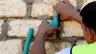 تضامن الفيوم: توصيل مياه الشرب بالمجان لـ 401 أسرة من غير القادرين