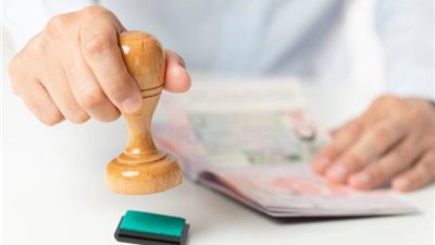 الإمارات تعلن عن الإقامة الزرقاء لمدة 10 سنوات لهذه الفئات