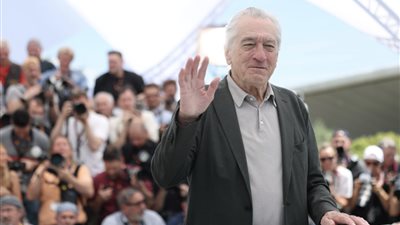  روبرت دي نيرو يصل كان تمهيدا لتكريمه خلال حفل افتتاح الدورة 78 (صور)