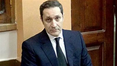 بعد إحراج رئيس جنوب أفريقيا، علاء مبارك يكشف كمائن ترامب للرؤساء في البيت الأبيض