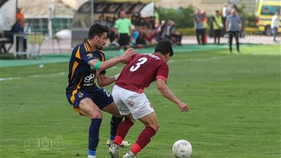 شاهد، استقبال الجهاز الفني للأهلي لـ علي ماهر مدرب سيراميكا 