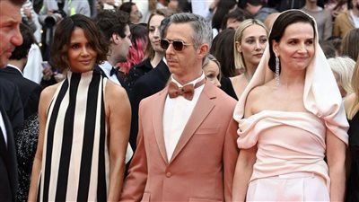 أعضاء لجنة تحكيم مهرجان كان يصلون حفل افتتاح الدورة 78 (صور)