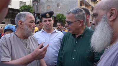 محافظ الإسكندرية يتفقد سوق المعهد الديني وشارع القاهرة وسوق ٣٠