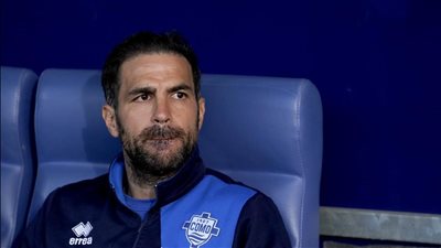 يورجن كلوب يفاوض فابريجاس لتولي تدريب لايبزيج الألماني 