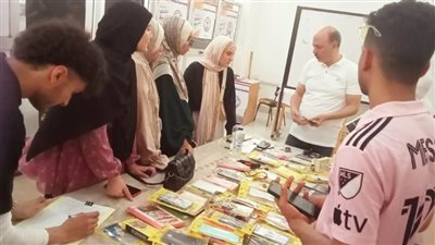 جامعة القناة تنظم دورة تدريبية في صيانة الموبايلات (صور) 