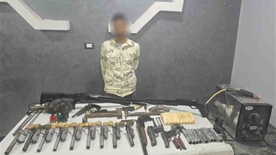 ضبط عنصر إجرامي يدير ورشة لتصنيع الأسلحة النارية بدون ترخيص بالدقهلية