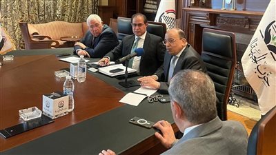 الجبهة الوطنية تعد قائمة بالتشريعات الجماهيرية لتعزيز فاعلية الأداء النيابي