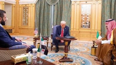 الشرع: قرار ترامب برفع العقوبات عن سوريا يفتح صفحة جديدة لإعادة بناء البلاد 