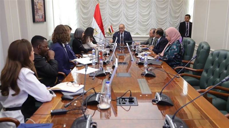 جبران يلتقى وفد منظمة