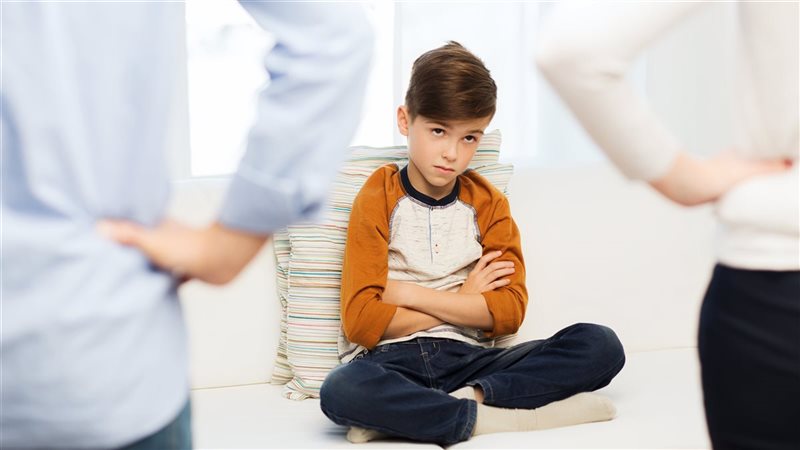 التعامل مع الابناء