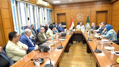 محافظ الدقهلية: حركة تدوير وتغيير لرؤساء ونواب المراكز والمدن والأحياء ومنح الفرصة للشباب (صور)