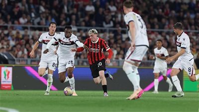 لقطات لا تفوتك من الشوط الأول لـ ميلان وبولونيا (فيديو)