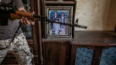 نجاة مسؤول أمني ليبي من محاولة اغتيال في طرابلس (فيديو)