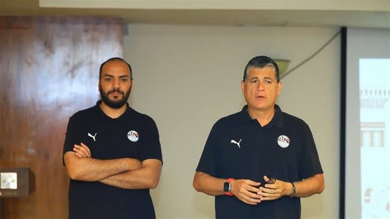أوسكار رويز رئيس