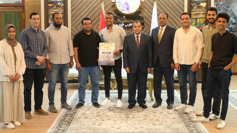 رئيس جامعة جنوب الوادي