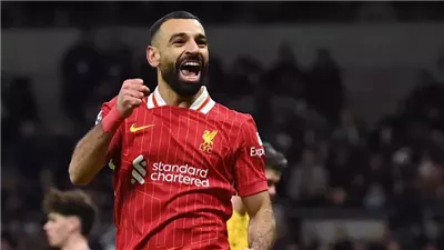 محمد صلاح يقود التشكيل المثالي للدوري الإنجليزي 