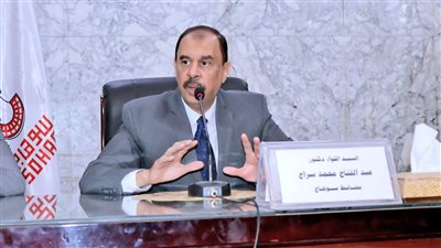 تقديرا لتفانيه في عمله، تكليف موظف حماية الأراضي بسوهاج مديرا لإدارة البساتين بمديرية الزراعة