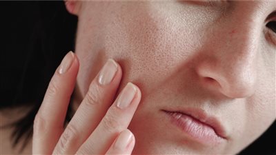 لو بشرتك مجهدة طبقى هذا القناع لإعادة جمالها