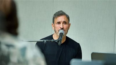 لوك شبابي لـ كاظم الساهر في بروفات حفله بدبي (صور)