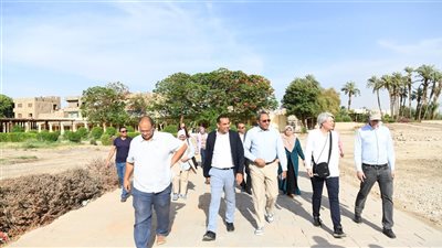 محافظ قنا يترأس الاجتماع الأول للمجلس الاقتصادي الاجتماعي لدعم جهود التنمية المحلية