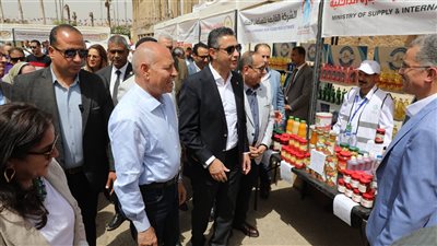 محافظ القاهرة: توفير السلع الغذائية في أسواق اليوم الواحد بخصم 50% 