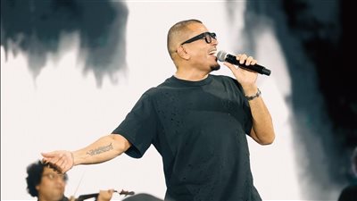 ليلة ساحرة، 14 صورة من حفل عمرو دياب بالجامعة الأمريكية 