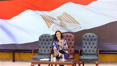 تفاصيل اجتماع لجنة الإشراف على منظومة عمل الرائدات برئاسة وزيرة التضامن 