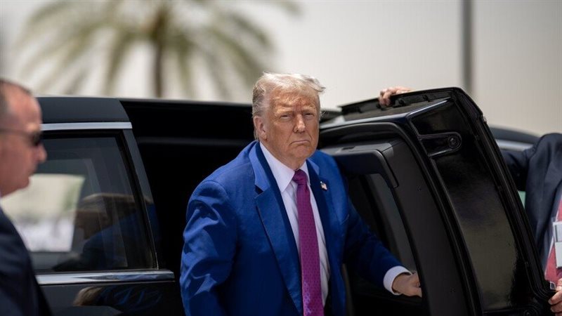 الرئيس الامريكى دونالد