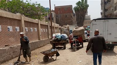 مداهمة لأماكن تواجد النباشين ورفع التعديات بمحيط مجمع المدارس في المنصورة