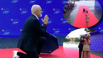 ركع أمامها وقبلها، استقبال رئيس وزراء ألبانيا لنظيرته الإيطالية يثير الجدل (فيديو) 