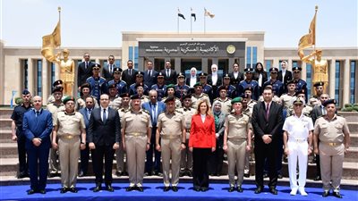 شراكة استراتيجية بين الأكاديمية العسكرية المصرية والوطنية للتدريب (صور)