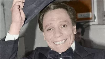 إلهام شاهين تهنئ عادل إمام بعيد ميلاده: شكرا لأنك أسعدت الملايين 