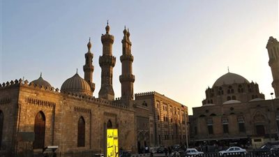 مواقيت الصلاة، موعد أذان الظهر اليوم الجمعة 23 - 5 - 2025 في القاهرة والمحافظات 	